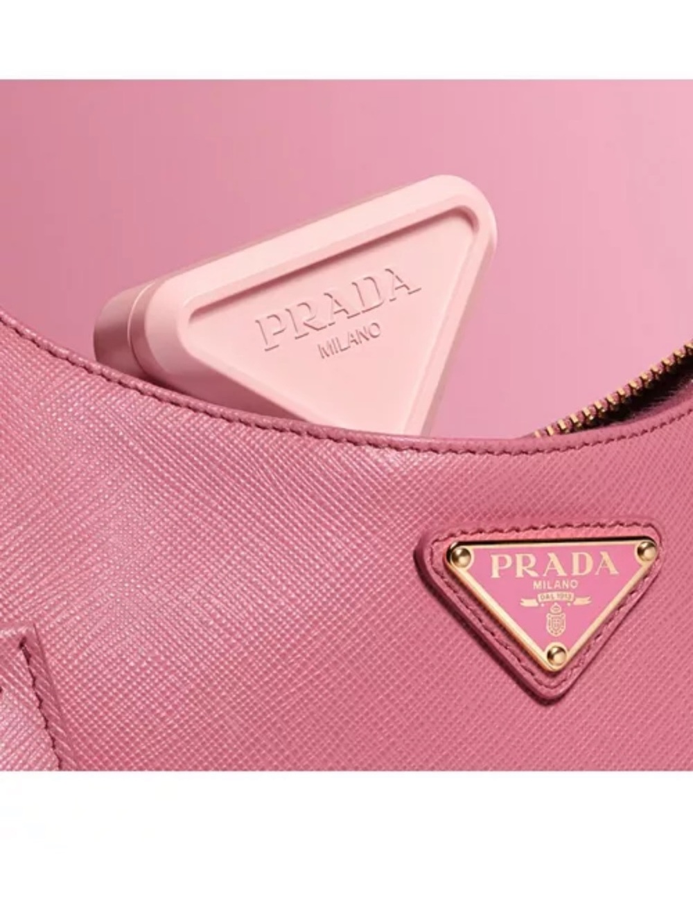 Prada Touch Cream-To-Powder Soft Blur Blush